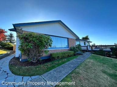 Main picture of 945 Ridge Dr