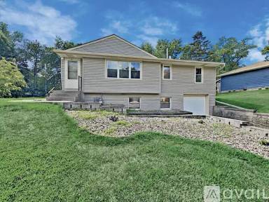 Main picture of 701 Eldridge Ave W
