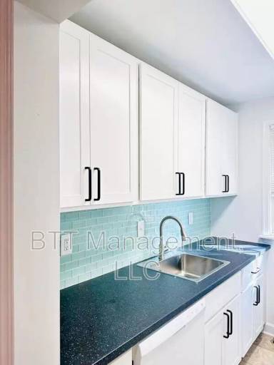 Main picture of 8311 Garland Ave