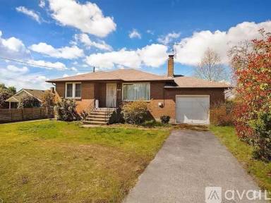 Main picture of 12217 Beacon Ave S