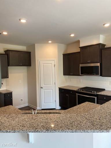 Main picture of 1018 Felman Rd