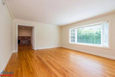 Main picture of 1446 Patio Dr