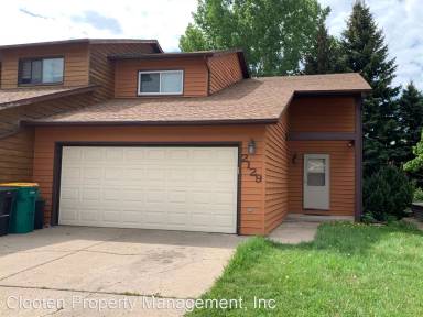 Main picture of 2129 E Capitol Ave