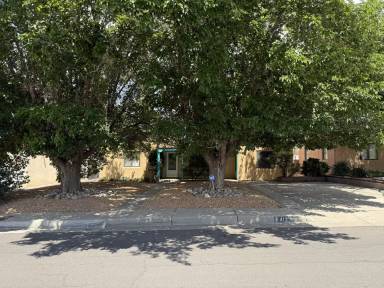 Main picture of 412 Laguayra Dr NE