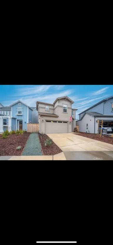 Main picture of 983 Forest St