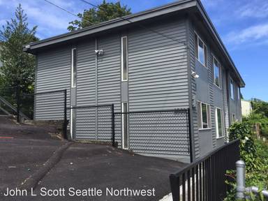 Main picture of 3022 SW Charlestown St