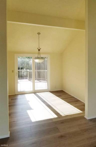 Main picture of 4115 172nd Ave NE