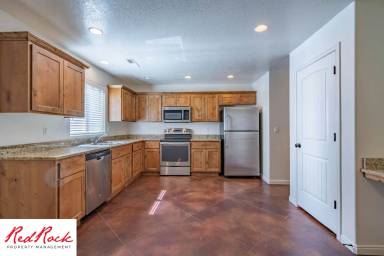 Main picture of The Flats