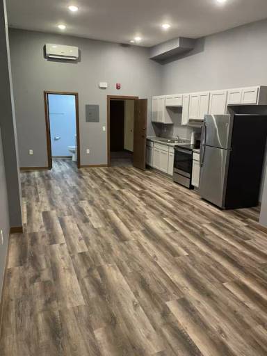 Main picture of 110 N Minnesota St