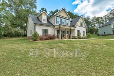 Main picture of 225 Barnett Ln