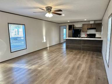 Main picture of 319 Jacobs Way