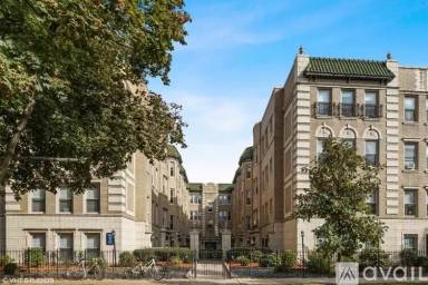 Main picture of 4235 N Paulina St