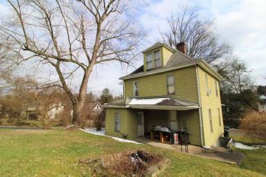 Main picture of 455 Grove St