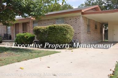 Main picture of 1001 S 5th St