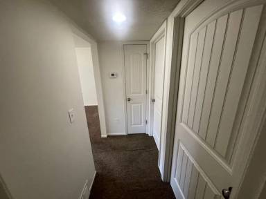 Main picture of 201 E 28th St