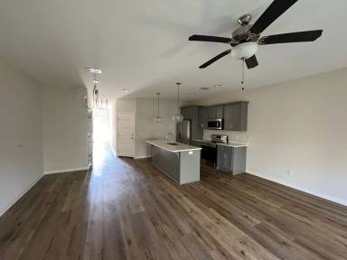 Main picture of 426 Raven Ln