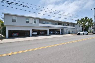 Main picture of 963 Virginia St
