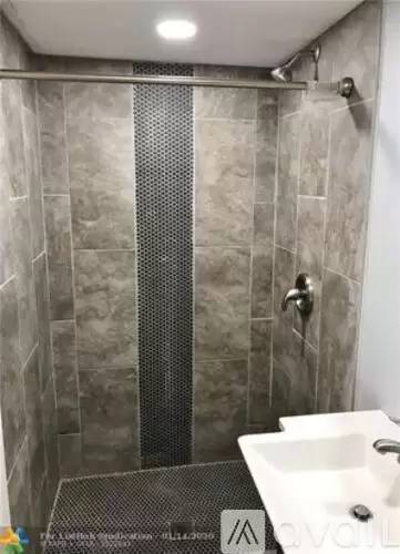 Main picture of 3931 NW 3rd Ave