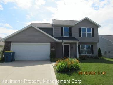 Main picture of 305 Hamilton Meadows Cv