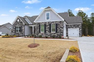 Main picture of 135 Ironwood Blvd