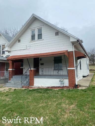 Main picture of 816 Garfield Ave