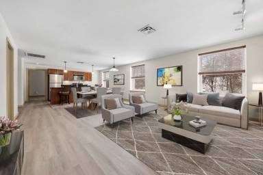 Main picture of 4001 E Genesee St