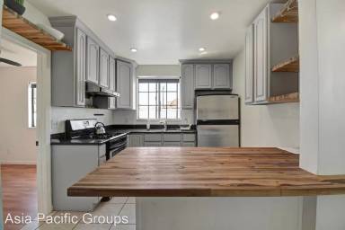 Main picture of 2775 E 21st St