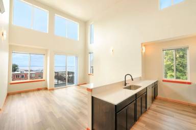 Main picture of 1130 13th St