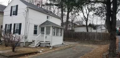 Main picture of 53 Bayard St