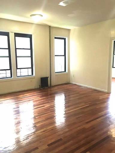 Main picture of 297 16th St