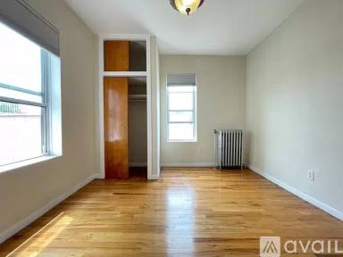 Main picture of 490 Ocean Pkwy