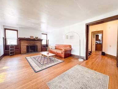 Main picture of 1606 Jefferson St
