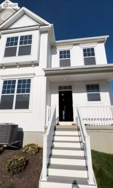 Main picture of 515 Lewis St