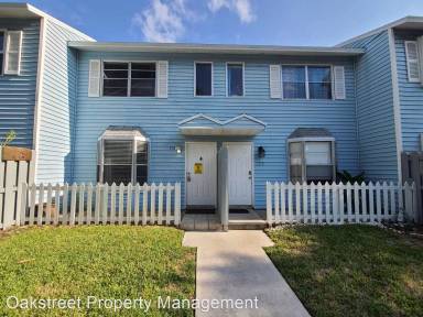 Main picture of 173 SW 3rd St