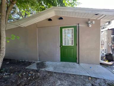 Main picture of 2120 10th St