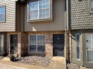 Main picture of 4004 W Pioneer Dr