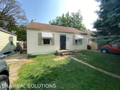 Main picture of 2318 Jefferson Ave