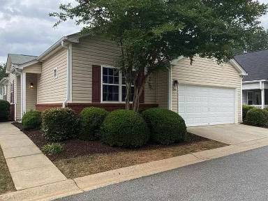 Main picture of 660 W Oaks Dr