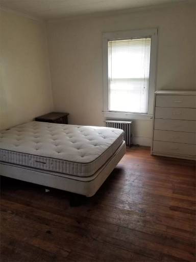 Main picture of 30 Leroy St