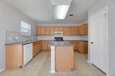 Main picture of 1538 Gulf Way