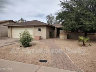 Main picture of 7707 S Kenwood Ln