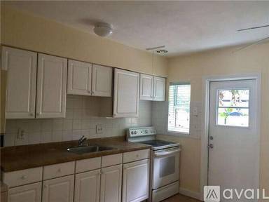 Main picture of 1712 NE 20th Ave