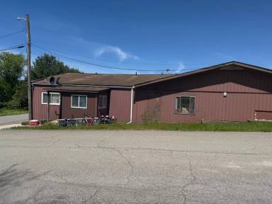 Main picture of 300 Seneca Ln