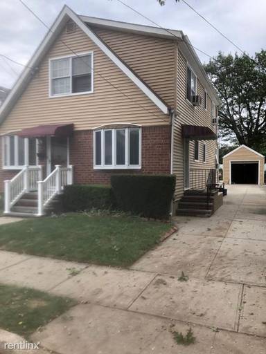Main picture of 65 Sycamore Ave
