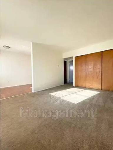 Main picture of 662 Spencer St