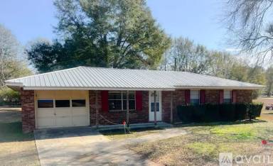 Main picture of 2602 Halls Mill Rd