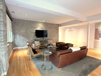 Main picture of 905 Bernina Ave NE