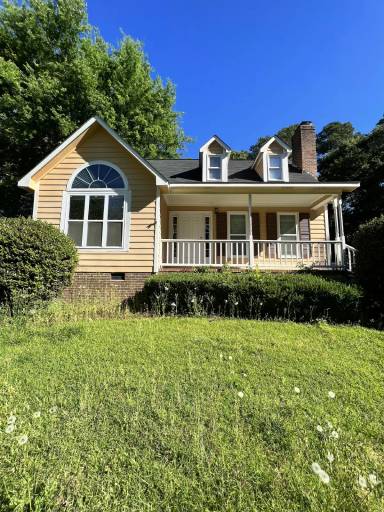 Main picture of 756 Hilton Dr