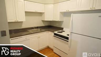 Main picture of 1446 N Dearborn St