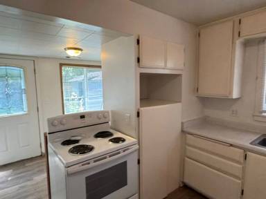 Main picture of 809 King St